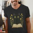 Cat Reading Book Flowers Men's V-Neck T-Shirt