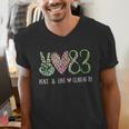 Class Of 1983 Shirt Leopard Senior Graduation Class Reunion Men's V-Neck T-Shirt