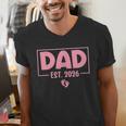 Dad Est 2026 Logo Daddy 2026 Soon To Be New Father 2026 Men's V-Neck T-Shirt