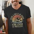 Being A Dad Is An Honor Being A Papaw Is Priceless Papaw Men's V-Neck T-Shirt