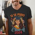 Educated Latina Graduation Day Grad Si Se Pudo Class Of 2024 Men's V-Neck T-Shirt