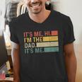It's Me Hi I'm The Dad It's Me Dad Father's Day Retro Men's V-Neck T-Shirt