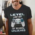 Last Days Of School Graduation Kindergarten Gamer Boys Kids Men's V-Neck T-Shirt