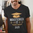Mastered It 2025 Masters Degree Graduation Graduate Mba Men's V-Neck T-Shirt