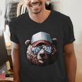 Papa Bear Face Cool Dad Style Retro Fathers Day Daddy Bear Men's V-Neck T-Shirt