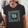 Peppa Pig Father's Day Expert Daddy Vintage Faded Box Logo Men's V-Neck T-Shirt Peppa Pig Father's Day Expert Daddy Vintage Faded Box Logo Men's V-Neck T-Shirt
