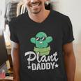 Plant Daddy Cactus Gardener Jokes Grandpa Plant Dad Men's V-Neck T-Shirt