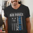 Proud Air Force Dad Of The US Air Force USA Flag Men's V-Neck T-Shirt