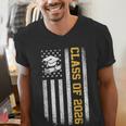 Senior 26 Class Of 2026 American Flag Graduation 2026 Men's V-Neck T-Shirt
