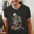 Skeleton Reading Book Halloween Bookworm Bibliophile Reader Men's V-Neck T-Shirt