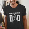 Star Trek Father's Day Galaxy's Greatest Dad Badge Men's V-Neck T-Shirt