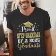 Super Proud Step Grandma Of 2025 Graduate Graduation Family Men's V-Neck T-Shirt