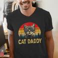 Vintage Cat Daddy Cat Lover Cat Dad Fathers Men's V-Neck T-Shirt