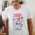 2021 Kindergarden Graduation Celebration Dapping Cat For Men Women Kids Men's V-Neck T-Shirt