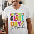 2025 Last Day Of School Autograph Kindergarten Graduation Men's V-Neck T-Shirt