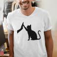 Cat Lover Cat Mom Cat Dad Men Women & Kids Cute Cat Men's V-Neck T-Shirt
