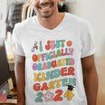 I Officially Graduated Kindergarten Graduation Class 2024 Men's V-Neck T-Shirt