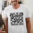 Women Senior Mom Class Of 2026 Retro Graduation Senior Mama Men's V-Neck T-Shirt
