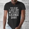 Pilots License In Training Future Flight School Graduation Men's V-Neck T-Shirt
