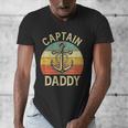 Vintage Captain Daddy Boat Pontoon Dad Fishing Sailor Anchor Men's V-Neck T-Shirt