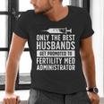Best Husbands IVF Dad IVF Transfer Day Embryo Transfer Day Men's V-Neck T-Shirt