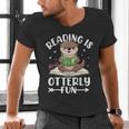 Cute Otter Reading Book Lover Sea Otters Animal Lover Men's V-Neck T-Shirt