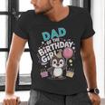 Dad Of The Birthday Girl Pesto Baby Penguin Party Men's V-Neck T-Shirt