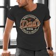 Dad's BBQ Chilling And Grilling Vintage Men's V-Neck T-Shirt