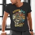 Doing Dad Shit Dad Joke Skeleton Dad Dad Father's Day Men's V-Neck T-Shirt