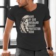 Man Of God Husband Daddy Protector Hero Lion Father's Day Men's V-Neck T-Shirt