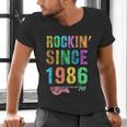 Rockin' Since 1986 Vintage Rockstar 40th Birthday Mom Dad 40 Men's V-Neck T-Shirt