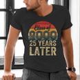 Vintage Class Of 2000 25 Years Later Reunion 25th Graduation Men's V-Neck T-Shirt