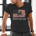 Wrestling Dad US Flag Fathers Day Retro Wrestling Fans Men's V-Neck T-Shirt Wrestling Dad US Flag Fathers Day Retro Wrestling Fans Men's V-Neck T-Shirt