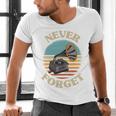 Retro Grammophone Never Forget Nostalgia Vintage Men's V-Neck T-Shirt