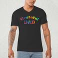 Grateful Dad Fathers Day Tie Dye Letters Shirt For Dads Men's V-Neck T-Shirt