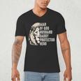 Man Of God Husband Daddy Protector Hero Lion Father's Day Men's V-Neck T-Shirt