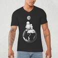 Moon And Astronaut Dad And Baby Space For Father's Day Men's V-Neck T-Shirt