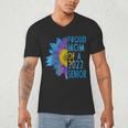 Proud Mom Of a 2022 Senior Shirt Graduation 2022 Women's Men's V-Neck T-Shirt