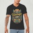 Vintage 1981 Retro Badge Nostalgia Eighties Compass Skull Men's V-Neck T-Shirt