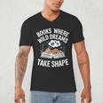Women's Wild Dreams Reading Giraffe Book Reader Zoo Animals Kids Men's V-Neck T-Shirt