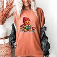 Cozy Gingerbread Christmas Reading Book Xmas Snowflakes Fall Women's Comfort Colors T-Shirt Yam