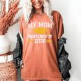 My Mom Mastered It Class Of 2026 Family Masters Graduation Women's Comfort Colors T-Shirt Yam