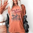 Western Book Love Cowboy Reader Bookish Bookworm Cowgirl Women's Comfort Colors T-Shirt Yam