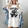 Good Girls Read Spicy Skeleton Book Club Women's Comfort Colors T-Shirt Ivory
