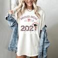 Proud Mom Of A 2021 Graduate Leopard Print Graduation Mama Women's Comfort Colors T-Shirt Ivory