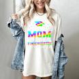 Proud Mom Of Kindergarten Graduate 2025 Graduation Mom Women's Comfort Colors T-Shirt Ivory