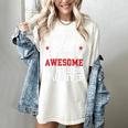 Proud Mom Of PhDaughter PhD Degree Graduate Graduation Women's Comfort Colors T-Shirt Ivory