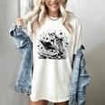 Skeleton Skull Halloween Book Reading Books Lover Teacher Women's Comfort Colors T-Shirt Ivory