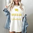 Super Proud Sister In Law Of 2025 Graduate Graduation Family Women's Comfort Colors T-Shirt Ivory
