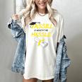 Tassel Worth The Hassle 2018 Graduation Quote Ylw Women's Comfort Colors T-Shirt Ivory